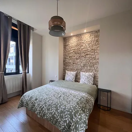 Apartment Spacieux Et Lumineux Aux Portes Du Coeur De *