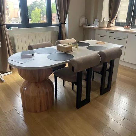 Apartment Spacieux Et Lumineux Aux Portes Du Coeur De *